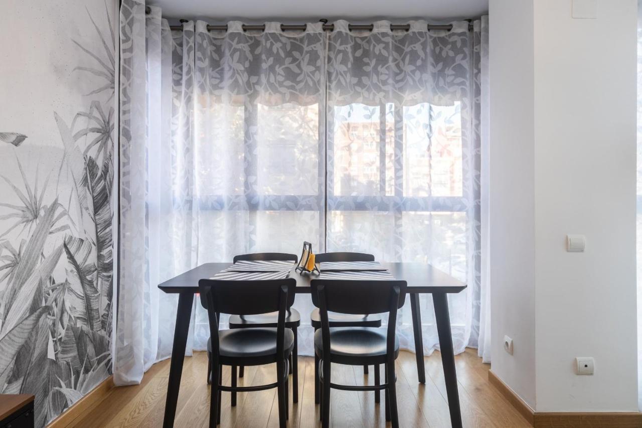 Beach Luxury Apartment บาเลนเซีย ภายนอก รูปภาพ